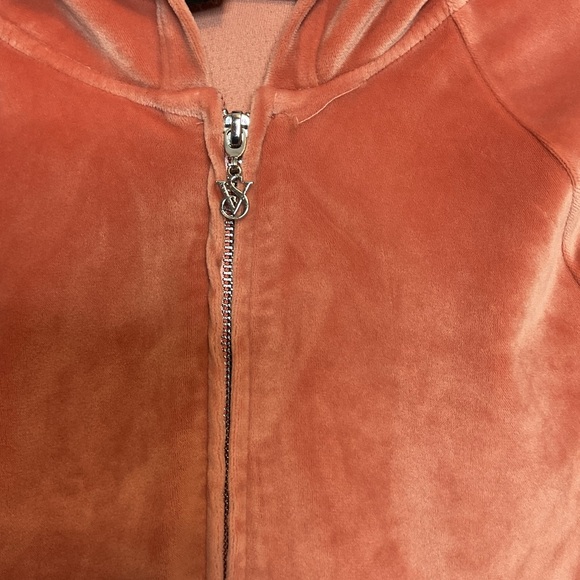 Victoria's secret blush zip up hoodie Med velvet like crop style - Picture 5 of 7